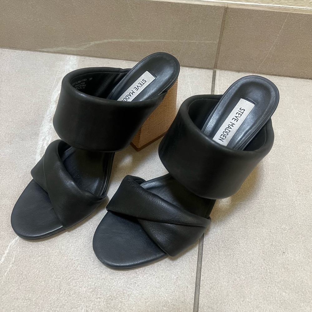 STEVE MADDEN black summer block heel